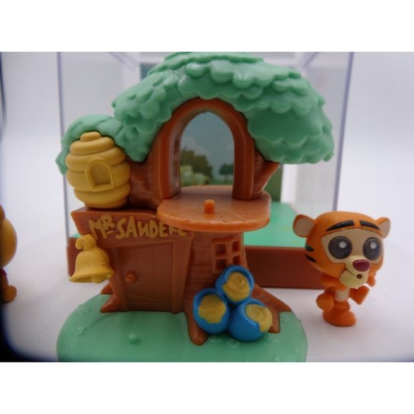 Disney Doorables Movie Moments Series 1 Winnie the Pooh Piglets and Tiger - Picture 12 of 16